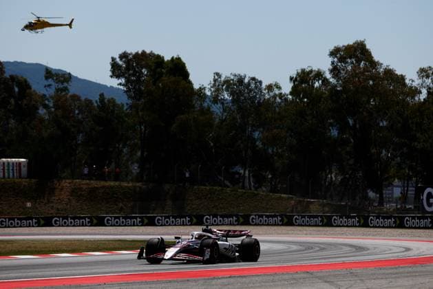 F1 - SPANISH GRAND PRIX 2025 31 OCON Esteban (fra), Haas F1 Team VF-25 Ferrari, action during the Formula 1 Aramco Gran Premio de Espana 2025, Spanish Grand Prix 2025, 9th round of the 2025 FIA Formula One World Championship, WM, Weltmeisterschaft from May 30 to June 1, 2025 on the Circuit de Barcelona-Catalunya, in Montmelo, Spain - MontmeloSpain  Copyright: xJavierxJimenezx
