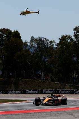 F1 - SPANISH GRAND PRIX 2025 04 NORRIS Lando (gbr), McLaren F1 Team MCL39, action during the Formula 1 Aramco Gran Premio de Espana 2025, Spanish Grand Prix 2025, 9th round of the 2025 FIA Formula One World Championship, WM, Weltmeisterschaft from May 30 to June 1, 2025 on the Circuit de Barcelona-Catalunya, in Montmelo, Spain - MontmeloSpain  Copyright: xJavierxJimenezx