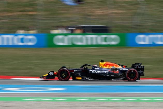 Max Verstappen Oracle Red Bull Racing, Netherlands, 01 in RB21, ESP, Formula 1 World Championship, Aramco Grand Prix of Spain, Circuit de Barcelona Catalunya, Free Practice, 2025 season, 31 05 2025 ESP, Formula 1 World Championship, Aramco Grand Prix of Spain, Circuit de Barcelona Catalunya, Free Practice, 2025 season, 31 05 2025 Barcelona Copyright: xEibner-Pressefoto Memmlerx EP_MMR