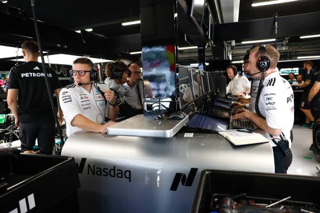 Peter Bonnington GBR, Mercedes AMG Petronas F1 Team , Marcus Dudley Mercedes AMG Petronas F1 Team , F1 Grand Prix of Spain at Circuit de Barcelona Catalunya on May 31, 2025 in Barcelona, Spain Photo by HOCH ZWEI Barcelona Spain