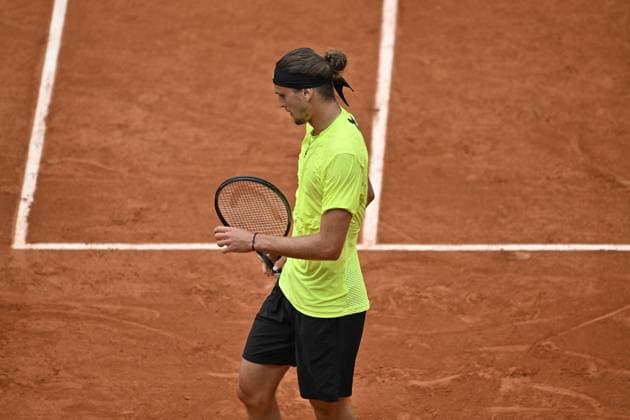 2025 Roland-Garros - Day 7 PARIS, FRANCE - MAY 31: Alexander Zverev of Germany gestures during his match against Flavio Cobolli (not seen) of Italy during their men s singles match on day 7 of the French Open tennis tournament on Court Philippe-Chatrier at the Philippe-Chatrier Court in Paris on May 31, 2025. Burak Akbulut Anadolu Paris France. Editorial use only. Please get in touch for any other usage.  Copyright: x2025xAnadoluxBurakxAkbulutx