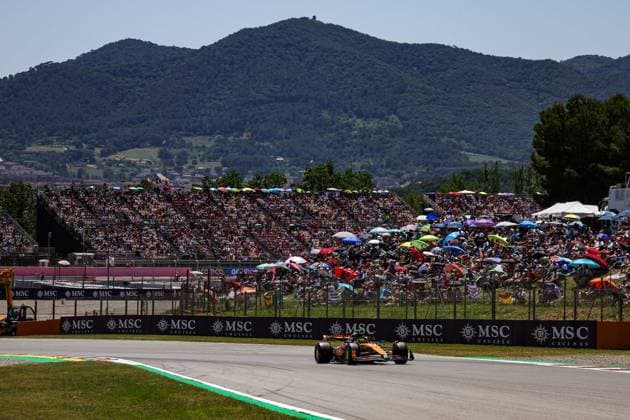 F1 - SPANISH GRAND PRIX 2025 04 NORRIS Lando (gbr), McLaren F1 Team MCL39, action during the Formula 1 Aramco Gran Premio de Espana 2025, Spanish Grand Prix 2025, 9th round of the 2025 FIA Formula One World Championship, WM, Weltmeisterschaft from May 30 to June 1, 2025 on the Circuit de Barcelona-Catalunya, in Montmelo, Spain - MontmeloSpain  Copyright: xFLORENTxGOODENx