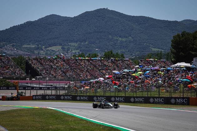 F1 - SPANISH GRAND PRIX 2025 12 KIMI ANTONELLI Andrea (ita), Mercedes AMG F1 Team W16, action during the Formula 1 Aramco Gran Premio de Espana 2025, Spanish Grand Prix 2025, 9th round of the 2025 FIA Formula One World Championship, WM, Weltmeisterschaft from May 30 to June 1, 2025 on the Circuit de Barcelona-Catalunya, in Montmelo, Spain - MontmeloSpain  Copyright: xFLORENTxGOODENx