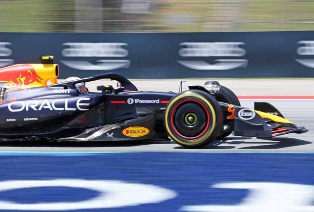 F1 Grand Prix of Spain - Qualifying Yuki Tsunoda of Oracle Red Bull Racing drives the Red Bull RB21 Honda during Practice 3 for the Formula 1 Aramco Grand Prix of Spain at Circuit de Barcelona-Catalunya in Barcelona, Spain, on May 31, 2025. Barcelona Barcelona Spain  Copyright: xUrbanandsportx originalFilename:urbanandsport-formula1250531_npZu4.jpg