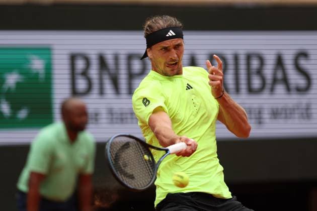 ROLAND GARROS 2025 Thierry Larret MAXPPP - PARIS (75) 31 05 2025 Thierry Larret Maxppp. Tennis. Roland Garros 2025. Internationaux de France de tennis. Stade Roland Garros, Paris (75).Le 31 mai 2025. Court Philippe Chatrier : Alexander ZVEREV (GER) vs Flavio COBOLLI ( ITA) PARIS (75) STADE ROLAND GARROS PARIS ILE DE FRANCE FRANCE  Copyright: xMAXPPPxThierryxLarretx TLR202505317460 TLR202505317460