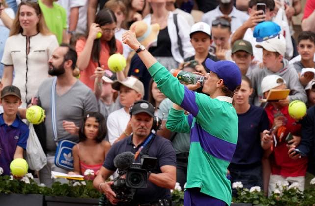 TENNIS - French Open 2025 PARIS,FRANCE,31.MAY.25 - TENNIS - ATP, Tennis Herren World Tour, French Open, Roland Garros, Grand Slam. Image shows Jannik Sinner (ITA).  GEPAxpictures xMichaelxRiedler