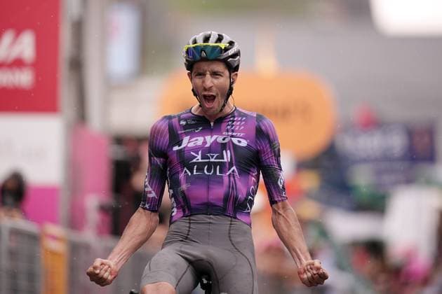 Harper Christopher of Team Jayco Alula winner of the stage on the finish line during the stage 20 of the Giro d™Italia from Verres to Sestriere (Via Lattea), Italy - Saturday, May 31, 2025. - cycling.  Copyright: xMarcoxAlpozzi LaPressex