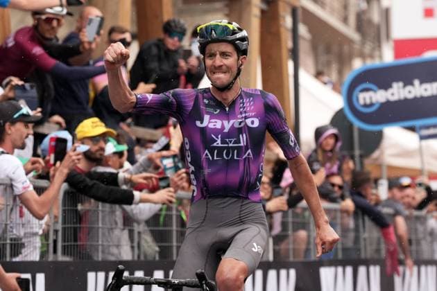 Harper Christopher of Team Jayco Alula winner of the stage on the finish line during the stage 20 of the Giro d™Italia from Verres to Sestriere (Via Lattea), Italy - Saturday, May 31, 2025. - cycling.  Copyright: xMassimoxPaolone LaPressex