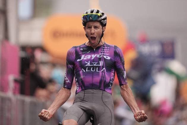 Harper Christopher of Team Jayco Alula winner of the stage on the finish line during the stage 20 of the Giro d™Italia from Verres to Sestriere (Via Lattea), Italy - Saturday, May 31, 2025. - cycling.  Copyright: xMarcoxAlpozzi LaPressex