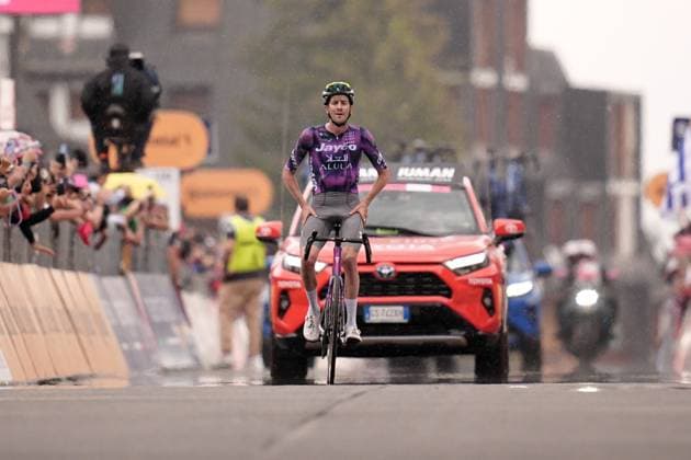 Harper Christopher of Team Jayco Alula winner of the stage on the finish line during the stage 20 of the Giro d™Italia from Verres to Sestriere (Via Lattea), Italy - Saturday, May 31, 2025. - cycling.  Copyright: xMarcoxAlpozzi LaPressex