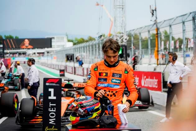 Formula 1 Aramco Gran Premio de Espana 2025 Gabriela Testa OVERTAKE MAXPPP - Barcelona 31 05 2025 81 PIASTRI Oscar (aus), McLaren F1 Team, portrait during the Formula 1 Aramco Gran Premio de Espana 2025, the 9th round of the 2025 FIA Formula 1 World Championship, WM, Weltmeisterschaft at the Circuit of Barcelona-Catalunya from May 29 to June 1, 2025, in Montmeló, Spain Barcelona Spain  Copyright: xOVERTAKE MAXPPPxGabrielaxTestax OVT202505317731 OVT202505317731