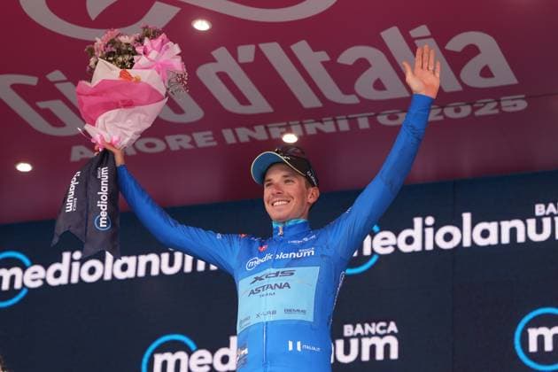 Fortunato Lorenzo of Xds Astana Team azure jersey on the podium during the stage 20 of the Giro d™Italia from Verres to Sestriere (Via Lattea), Italy - Saturday, May 31, 2025. - cycling.  Copyright: xMassimoxPaolone LaPressex