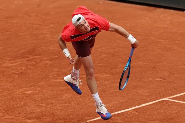 May 31, 2025, Paris, Celestynow, France: JACK DRAPER of United Kingdom during the match against Joao Fonseca of Brazil in the third round of the French Open 2025 at Roland Garros in Paris. Draper won 6:2, 6:4, 6:2 Paris France - ZUMAc278 20250531_zsp_c278_015 Copyright: xMarcinxCholewinskix