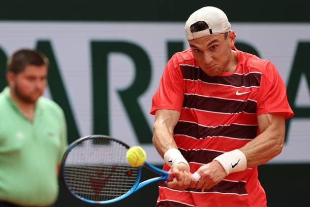 May 31, 2025, Paris, Celestynow, France: JACK DRAPER of United Kingdom during the match against Joao Fonseca of Brazil in the third round of the French Open 2025 at Roland Garros in Paris. Draper won 6:2, 6:4, 6:2 Paris France - ZUMAc278 20250531_zsp_c278_026 Copyright: xMarcinxCholewinskix