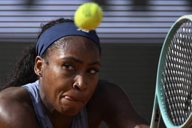 2025 Roland-Garros - Day 7 PARIS, FRANCE - MAY 31: Coco Gauff of United States plays against Marie Bouzkova of Czechia during the Women s Singles Third Round match on Day Seven of the 2025 French Open at Roland Garros on May 31, 2025 in Paris, France. Burak Akbulut Anadolu Paris France. Editorial use only. Please get in touch for any other usage.  Copyright: x2025xAnadoluxBurakxAkbulutx