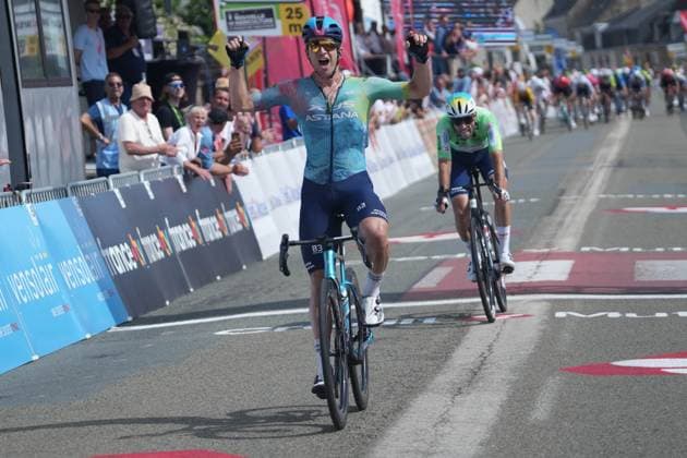 CYCLING - BOUCLES DE LA MAYENNE 2025 - STAGE 2 GATE Aaron during the Stage 2 of the Boucles de la Mayenne - CrÃ dit Mutuel, UCI ProSeries Cycling event, Sainte-Suzanne - Bais (210,2 Km) on 31 May 2025 in Bais, France - Photo Laurent Lairys PSNEWZ BaisFrance  Copyright: xLaurentxLairysx