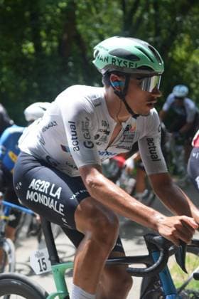CYCLING - BOUCLES DE LA MAYENNE 2025 - STAGE 2 ISIDORE Noa during the Stage 2 of the Boucles de la Mayenne - CrÃ dit Mutuel, UCI ProSeries Cycling event, Sainte-Suzanne - Bais (210,2 Km) on 31 May 2025 in Bais, France - Photo Laurent Lairys PSNEWZ BaisFrance  Copyright: xLaurentxLairysx