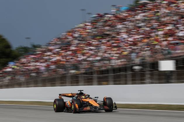 Foto IPP Enrico Schiavi Montmelò 31-05-2025 Formula 1 - F1 Gran Premio di Spagna 2025 Qualifiche nella foto: Oscar Piastri - McLaren Montmelò italy SPAGNA ITALY  Copyright: xR4924_italyphotopressx