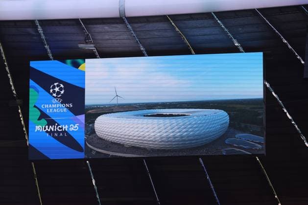 The Munich Football Arena shows on the stadium big screen prior the 2025 Soccer Champions League Final Match between Paris Saint-Germain FC vs Inter - Internazionale at the Munich Football Arena in Munich, Germany, 31 May 2025  Copyright: xFabrizioxCarabelli IPAxSportx xipa-agency.netx xx IPA_58459036 IPA_Agency_IPA58459036