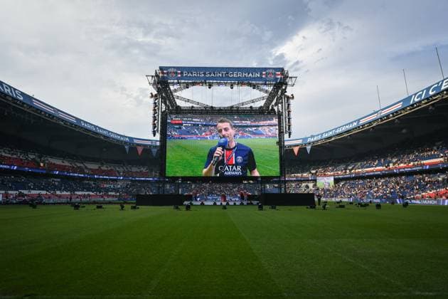 Champions League PSG vs Inter Milan in Paris - FA Paris Saint-Germain’s supporters attend the live diffusion of the UEFA Champions League final football match between Paris Saint-Germain and Inter Milan in Munich, at Parc des Princes Stadium in Paris on May 31, 2025. Photo by Firas Abdullah ABACAPRESS.COM Paris Ile-de-France France  Copyright: xAbdullahxFiras ABACAx