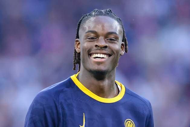 Yann Bisseck FC Internazionale Milano smiles, UEFA Champions League Final 2025, Paris Saint Germain and FC Internazionale Milano, Allianz Arena on May 31, 2025 in Munich, Germany Photo by Marco Steinbrenner DeFodi Images Yann Bisseck FC Internazionale Milano smiles, UEFA Champions League Final 2025, Paris Saint Germain and FC Internazionale Milano, Munich Football Arena, May 31, 2025 in Munich, Germany Photo by Marco Steinbrenner DeFodi Images