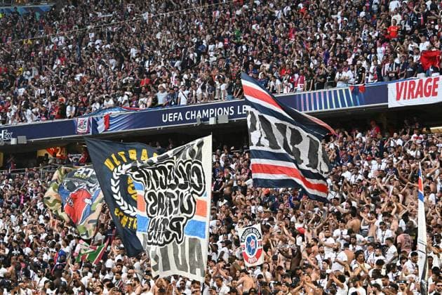 31 05 2025, xsltx, Football UEFA Champions League Final 2025, Paris St Germain Inter Milan v l Fans, Spectators, Jerseys, Mood, Emotions Paris DFL DFB REGULATIONS PROHIBIT ANY USE OF PHOTOGRAPHS as IMAGE SEQUENCES and or QUASI VIDEO Muenchen