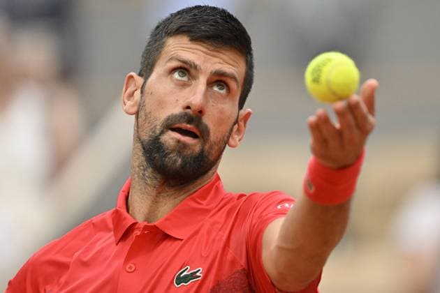 2025 Roland-Garros - Day 7 PARIS, FRANCE - MAY 31: Novak Djokovic of Serbia in action against Filip Misolic (not seen) of Austria during their men s singles match on day 7 of the French Open tennis tournament at the Roland-Garros Complex in Paris, France on May 31, 2025. Burak Akbulut Anadolu Paris France. Editorial use only. Please get in touch for any other usage.  Copyright: x2025xAnadoluxBurakxAkbulutx