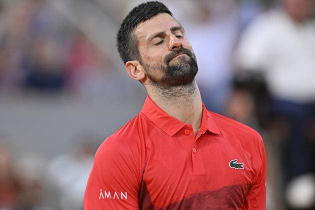 2025 Roland-Garros - Day 7 PARIS, FRANCE - MAY 31: Novak Djokovic of Serbia in action against Filip Misolic (not seen) of Austria during their men s singles match on day 7 of the French Open tennis tournament at the Roland-Garros Complex in Paris, France on May 31, 2025. Burak Akbulut Anadolu Paris France. Editorial use only. Please get in touch for any other usage.  Copyright: x2025xAnadoluxBurakxAkbulutx