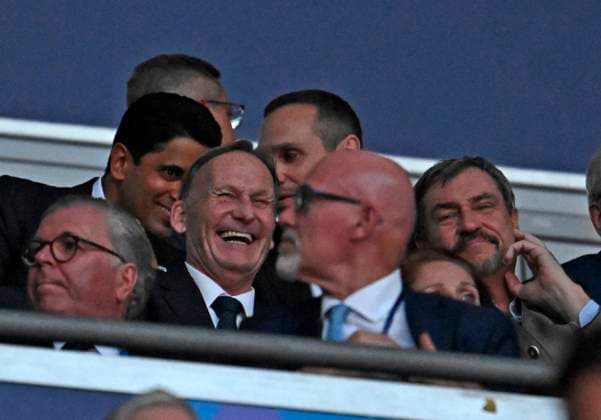 31 05 2025, Football UEFA Champions League Final 2025 Paris St Germain Inter Milan, in the Allianz Arena Munich Hans Joachim Watzke Borussia Dortmund hat Spass DFL and DFB regulations prohibit any use of photographs as image sequences and or quasi video