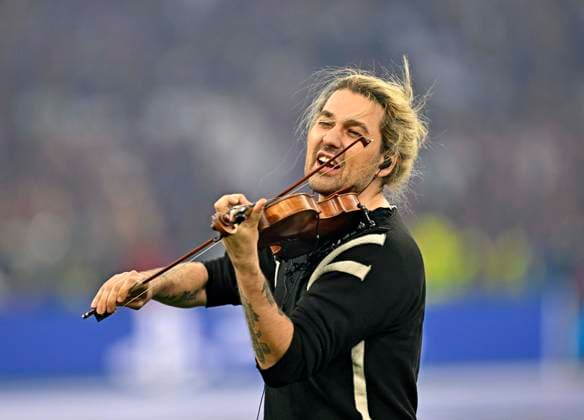 31 05 2025, Football UEFA Championsleague Final 2025 Paris St Germain Inter Milan, in the Allianz Arena Munich Star violinist David Garrett Germany sets the mood DFL and DFB regulations prohibit any use of photographs as image sequences and or quasi video