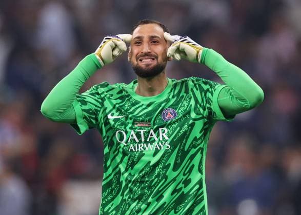 Munich, Germany, 31st May 2025. Gianluigi Donnarumma of Paris St Germain oreders concentration following their second goal during the Paris Saint Germain vs Internazionale UEFA Champions League Final match at Munich Football Arena, Munich. Picture credit should read: David Klein Sportimage EDITORIAL USE ONLY. No use with unauthorised audio, video, data, fixture lists, club league logos or live services. Online in-match use limited to 120 images, no video emulation. No use in betting, games or single club league player publications. SPI_061_DK_UCL_Final SPI-3964-0061