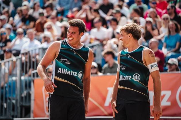 Beach volleyball men Allianz German Beach Tour 2025 Tourstop Hamburg 31 05 2025 f l Jonas Kaminski and Luis Kubo Hamburg Active City Arena Heiligengeistf Hamburg Germany
