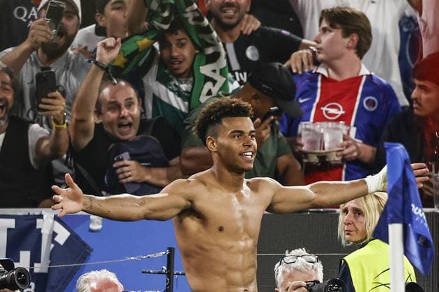 MoÂœNCHEN - Do siro Douo of Paris Saint-Germain celebrates 3-0 during the UEFA Champions League final between Paris Saint-Germain and FC Internazionale Milano at the Munich Football Arena on May 31, 2025 in Munich, Germany. ANP Hollandse Hoogte MAURICE VAN STEEN UEFA Champions League Final 2025 2024 25 xVIxANPxSportx xMauricexvanxSteenxIVx 529084459 originalFilename: 529084459.jpg