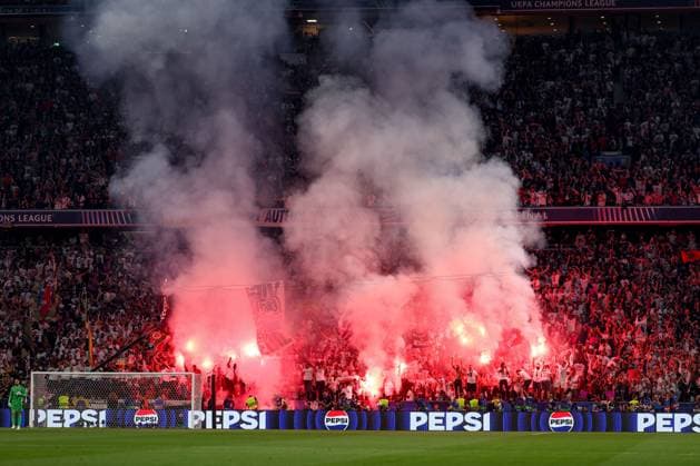 PSG fans happiness after PSG s Achraf Hakimi scored a goal during the 2025 Soccer Champions League Final Match between Paris Saint-Germain FC vs Inter - Internazionale at the Munich Football Arena in Munich, Germany, 31 May 2025  Copyright: xFabrizioxCarabelli IPAxSportx xipa-agency.netx xx IPA_58462493 IPA_Agency_IPA58462493