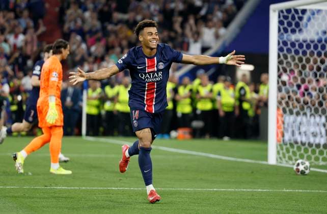 Paris Saint-Germain v FC Internazionale Milano - UEFA Champions League Final 2025 Desire Doue of Paris Saint-Germain celebrates 3rd goal during the UEFA Champions League Final 2025 between Paris Saint-Germain and FC Internazionale Milano at Munich Football Arena on May 31, 2025 in Munich, Germany. Munich Munich Football Arena Germany Germany Copyright: xRichardxSellers Sportsphoto APLx 14127878