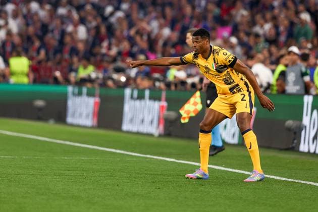 Inter s Denzel Dumfries in action during the 2025 Soccer Champions League Final Match between Paris Saint-Germain FC vs Inter - Internazionale at the Munich Football Arena in Munich, Germany, 31 May 2025  Copyright: xFabrizioxCarabelli IPAxSportx xipa-agency.netx xx IPA_58462679 IPA_Agency_IPA58462679