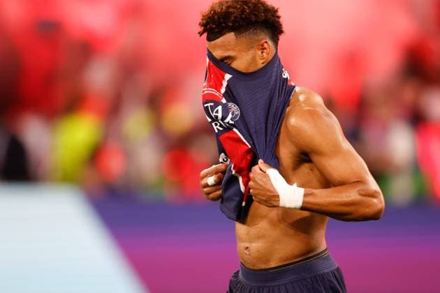 MUNCHEN, 31-05-2025, Allianz Arena, UEFA Champions League season 2024 2025, Match between Paris Saint Germain and Inter Milan. Paris Saint-Germain player Desire Doue celebrates the 3-0 and put his shirt on PSG - Inter Milan (CL Final)  x29557363x Copyright: