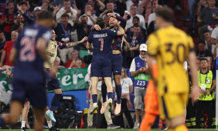 Munich, Germany, 31st May 2025. Khvicha Kvaratskhelia of Paris St Germain ( 7) celebrates scoring their third goal during the Paris Saint Germain vs Internazionale UEFA Champions League Final match at Munich Football Arena, Munich. Picture credit should read: David Klein Sportimage EDITORIAL USE ONLY. No use with unauthorised audio, video, data, fixture lists, club league logos or live services. Online in-match use limited to 120 images, no video emulation. No use in betting, games or single club league player publications. SPI_088_DK_UCL_Final SPI-3964-0088