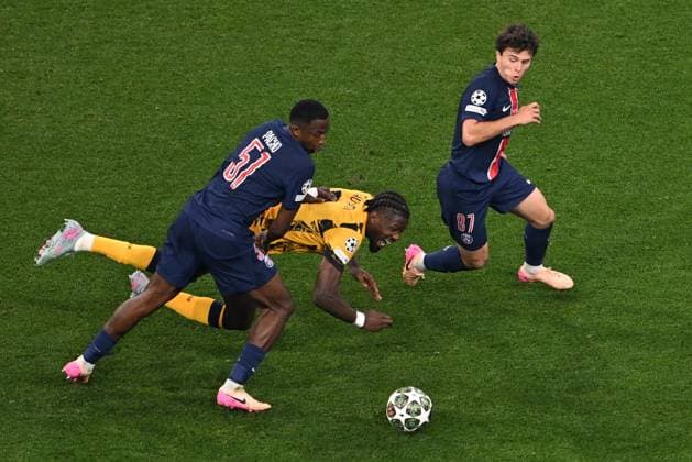 UEFA Champions League final match: Paris Saint-Germain v Inter Milan MUNICH, GERMANY - MAY 31: Marcus Thuram (9) of Inter Milan in action against Willian Pacho (51) of Paris Saint-Germain (PSG) during the UEFA Champions League Final between Paris Saint-Germain (PSG) and Inter at Munich Football Arena in Munich, Germany on May 31, 2025. Halil Sagirkaya Anadolu Munich Germany. Editorial use only. Please get in touch for any other usage.  Copyright: x2025xAnadoluxHalilxSagirkayax
