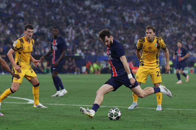 PSG s Khvicha Kvaratskhelia tries to score during the 2025 Soccer Champions League Final Match between Paris Saint-Germain FC vs Inter - Internazionale at the Munich Football Arena in Munich, Germany, 31 May 2025  Copyright: xFabrizioxCarabelli IPAxSportx xipa-agency.netx xx IPA_58463416 IPA_Agency_IPA58463416