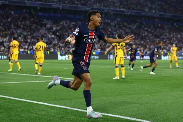 Senny Mayulu of PSG scores to make it 5-0 and celebrates Paris Saint-Germain v Inter Milan, UEFA Champions League Final, Football, Allianz Arena, Munich, Germany - 31 May 2025 EDITORIAL USE ONLY No use with unauthorised audio, video, data, fixture lists, club league logos or live services. Online in-match use limited to 120 images, no video emulation. No use in betting, games or single club league player publications. Copyright: xMichaelxZemanek Shutterstockx 15330931dr