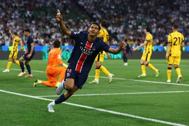 Senny Mayulu of PSG scores to make it 5-0 and celebrates Paris Saint-Germain v Inter Milan, UEFA Champions League Final, Football, Allianz Arena, Munich, Germany - 31 May 2025 EDITORIAL USE ONLY No use with unauthorised audio, video, data, fixture lists, club league logos or live services. Online in-match use limited to 120 images, no video emulation. No use in betting, games or single club league player publications. Copyright: xMichaelxZemanek Shutterstockx 15330931dp