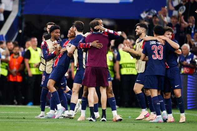 MUNCHEN, 31-05-2025, Allianz Arena, UEFA Champions League season 2024 2025, Match between Paris Saint Germain and Inter Milan. Paris Saint-Germain player Senny Mayulu scores the 5-0 and celebrate the goal with his team PSG - Inter Milan (CL Final)  x29557692x Copyright: