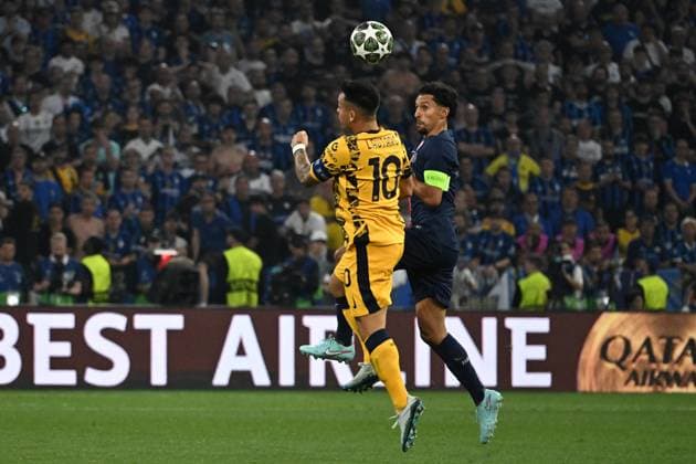 31 05 2025, xsltx, Football UEFA Champions League Final 2025, Paris St Germain Inter Milan v l Lautaro Martinez Inter Milan Marquinhos Paris St Germain duel, action, action, battle for the ball DFL DFB REGULATIONS PROHIBIT ANY USE OF PHOTOGRAPHS as IMAGE SEQUENCES and or QUASI VIDEO Muenchen