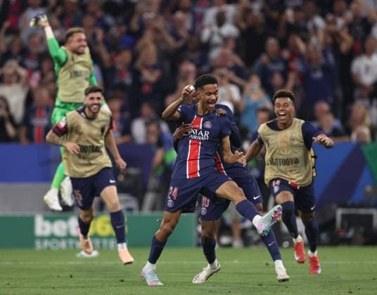 Munich, Germany, 31st May 2025. Senny Mayulu of Paris St Germain celebrates scoring their fifth goal during the Paris Saint Germain vs Internazionale UEFA Champions League Final match at Munich Football Arena, Munich. Picture credit should read: David Klein Sportimage EDITORIAL USE ONLY. No use with unauthorised audio, video, data, fixture lists, club league logos or live services. Online in-match use limited to 120 images, no video emulation. No use in betting, games or single club league player publications. SPI_099_DK_UCL_Final SPI-3964-0100
