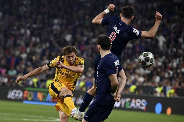 Paris Saint-Germain v Inter Milan UEFA Champions League final match MUNICH, GERMANY, MAY 31: Nicolo Barella (L), of Inter Milan, is challenged by Khvicha Kvaratskhelia (C) and Marquinhos (R), of Paris Saint-Germain, during the UEFA Champions League football final match between Paris Saint-Germain and Inter Milan at the Munich Football Arena in Munich, Germany, on May 31, 2025. Isabella Bonotto Anadolu Munich Germany. Editorial use only. Please get in touch for any other usage.  Copyright: x2025xAnadoluxIsabellaxBonottox