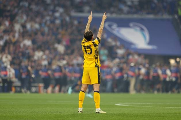 Champions League final football match between Internazionale Milano vs of FC Paris Saint-Germain During the UEFA Champions League final in Munich on 31 05 2025 between Internazionale Milano vs FC Paris Saint-Germain at the Allianz Arena in Munich. In photo: Francesco Acerbi of FC Internazionale Munich stadio Allianz Arena Bavaria Germania Copyright: xFABIOxSASSOxFabioxSassox Napoli Cagliari2025_05_31Fabio Sasso6327