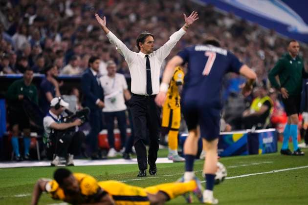 Paris Saint-Germain v FC Internazionale Milano - UEFA Champions League Final 2025 MUNICH, GERMANY - MAY 31: Simone Inzaghi head coach of Internazionale reacts during the UEFA Champions League Final 2025 between Paris Saint-Germain and FC Internazionale Milano at Allianz Arena on May 31, 2025 in Munich, Germany. Munich Germany  Copyright: xJosexBretonx originalFilename:bretonhernandez-parissai250531_npxUx.jpg