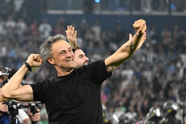 31 05 2025, xsltx, Football UEFA Champions League Final 2025, Paris St Germain Inter Milan v l jubilation, joy at winning the Champions League Coach Luis Enrique Paris St Germain DFL DFB REGULATIONS PROHIBIT ANY USE OF PHOTOGRAPHS as IMAGE SEQUENCES and or QUASI VIDEO Muenchen