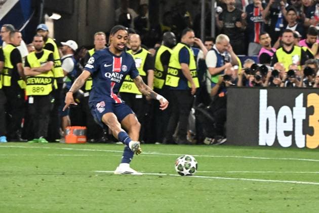 31 05 2025, xsltx, Football UEFA Champions League Final 2025, Paris St Germain Inter Milan v l Bradley Barcola Paris St Germain DFL DFB REGULATIONS PROHIBIT ANY USE OF PHOTOGRAPHS as IMAGE SEQUENCES and or QUASI VIDEO Muenchen